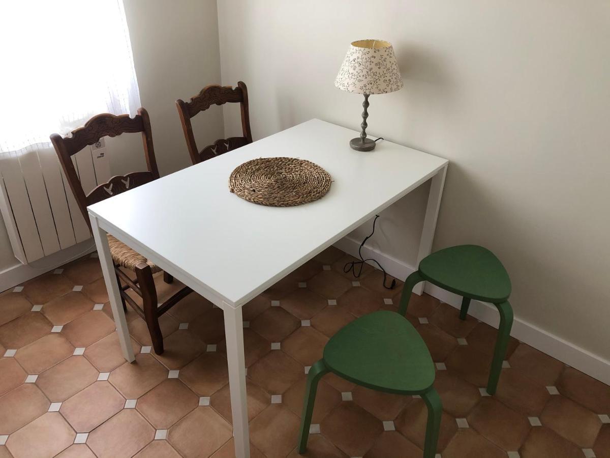 Aparthotel La Casita De El Montan Baja Avilés Esterno foto