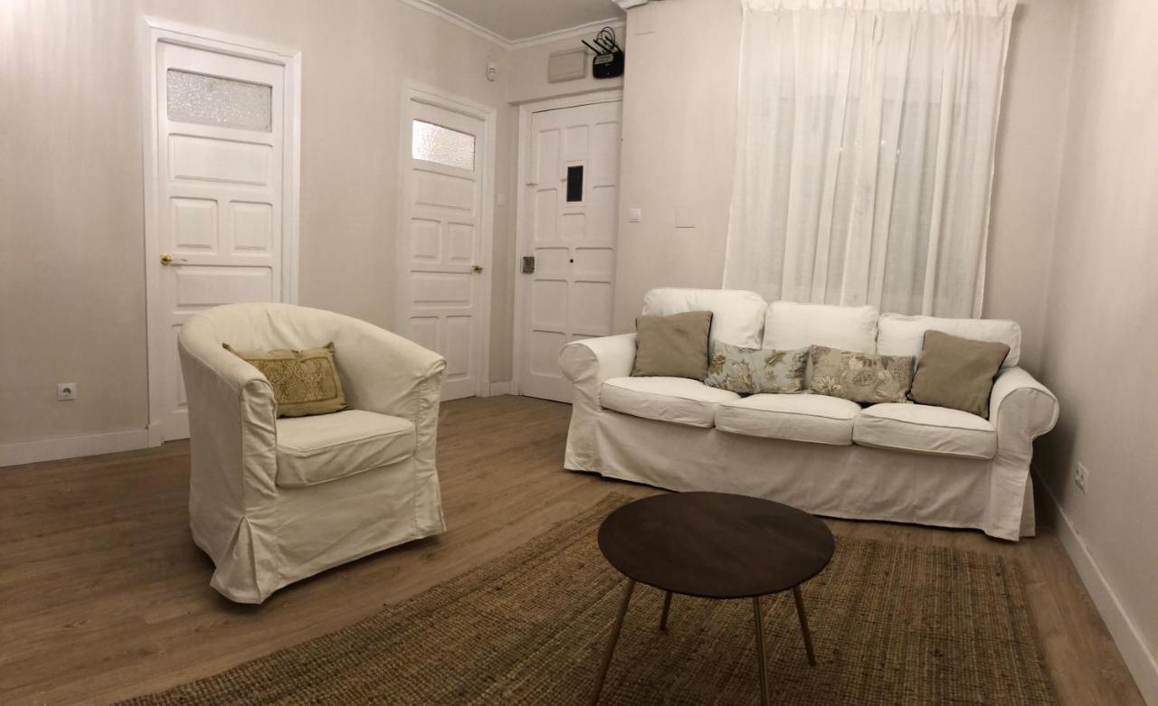 Aparthotel La Casita De El Montan Baja Avilés Esterno foto
